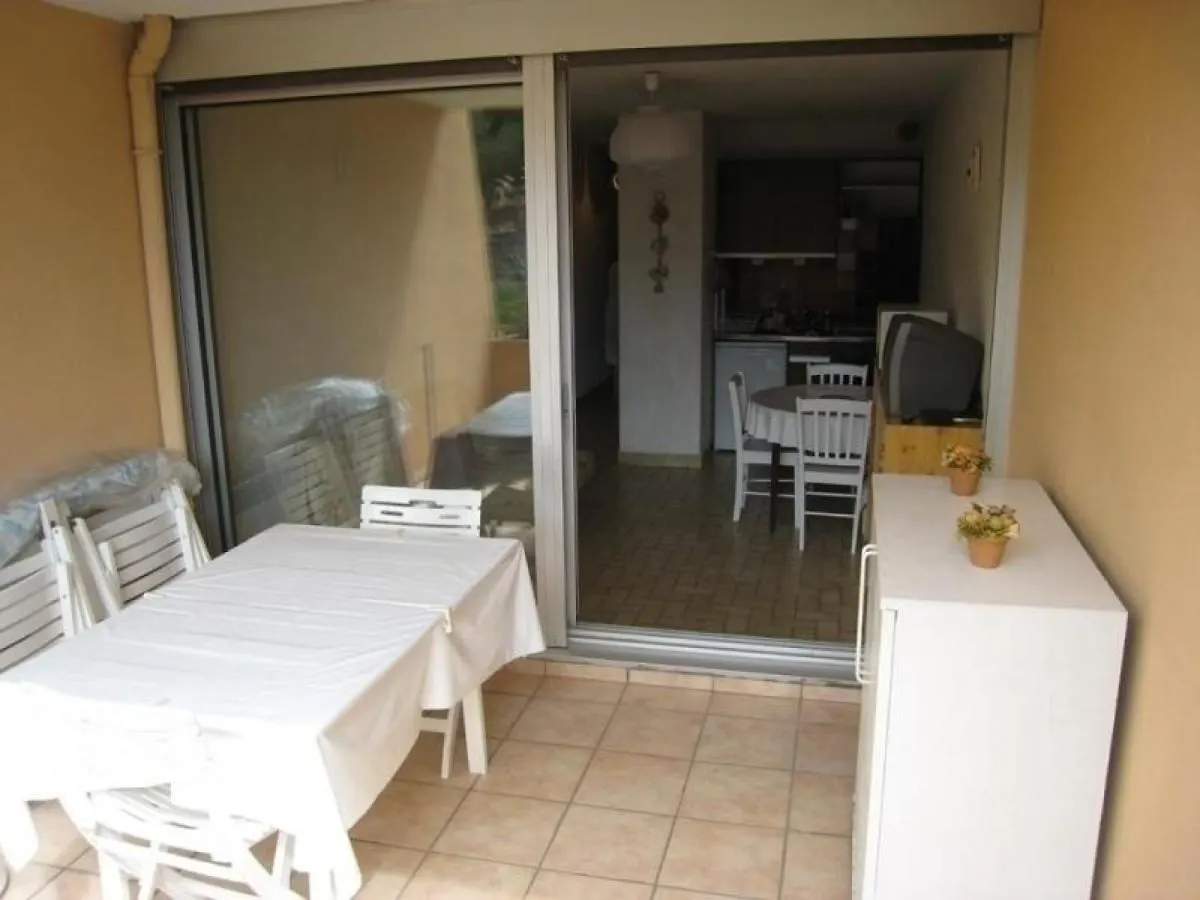 Studio Climatise Avec Coin Nuit Et Terrasse Plein Sud, 10 M², Parking Inclus - Fr-1-100-194 Cavalaire-sur-Mer France